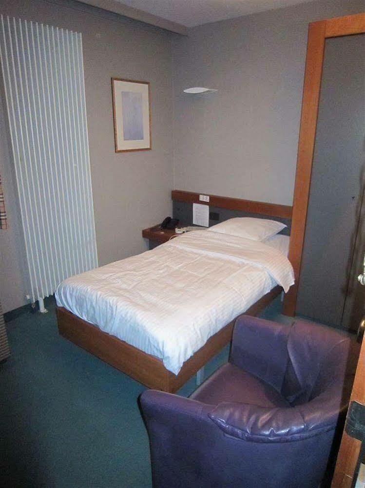 Hotel Cortina Wevelgem Dış mekan fotoğraf